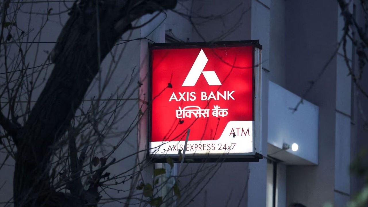 Axis Bank Falls Over 5% To 52-Week Low On Weak Q3 Results; Brokerages Cut Target